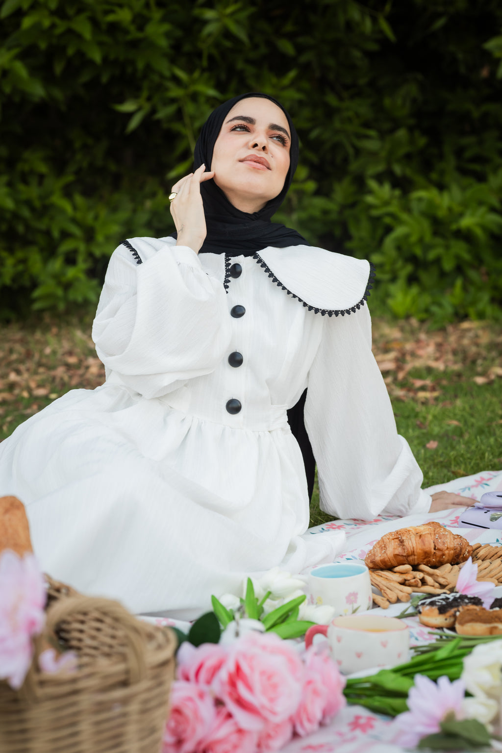 White Drees